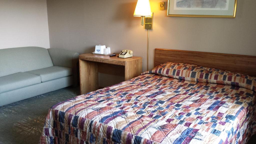 7 Star Motel Marshfield Room photo